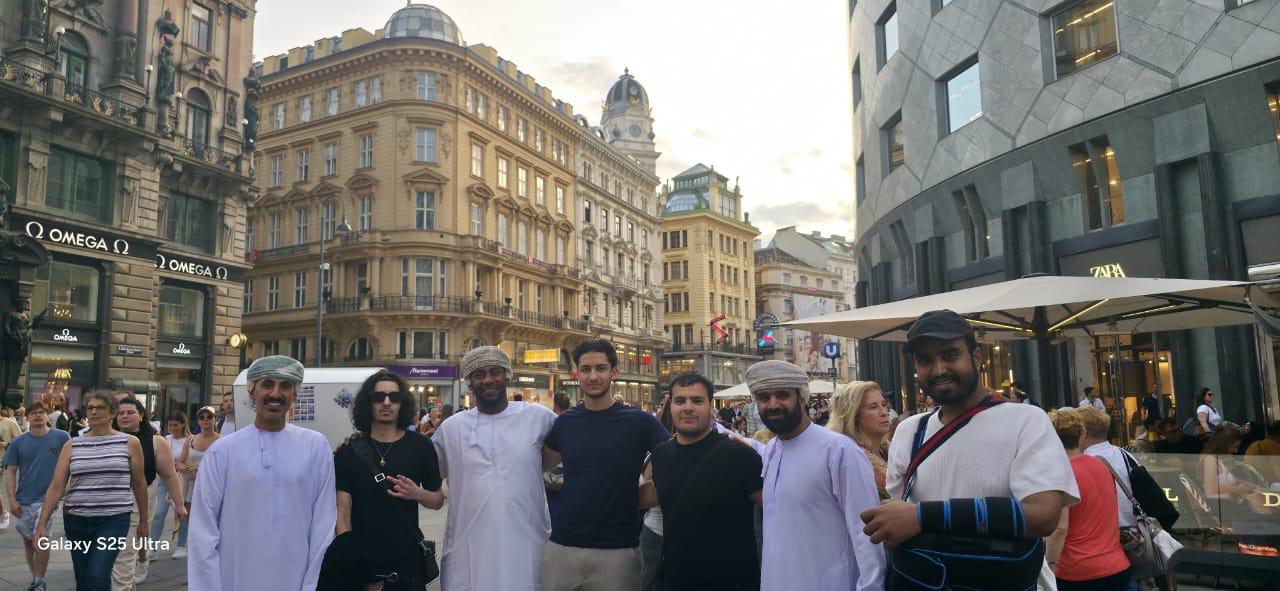 ZENTRO Team mit Emiratis in Wien